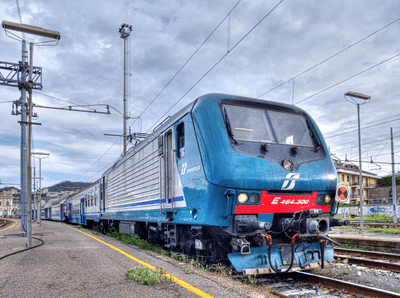 Treno di Trenitalia - foto di Ciccio Pizzettaro via Photopin